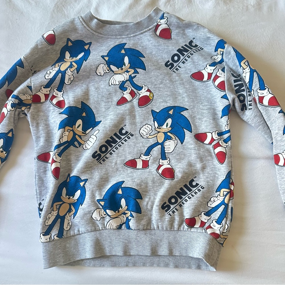 Sonic the Hedgehog sweatshirt